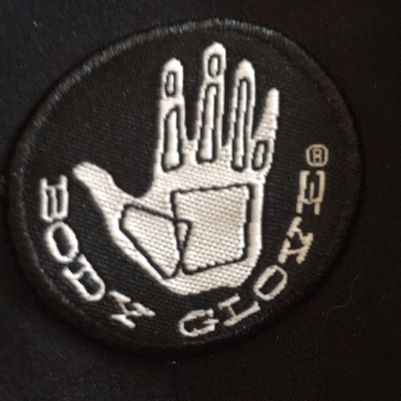 30% OFF BUNDLES!!! Body Glove shorts. - Picture 3 of 3